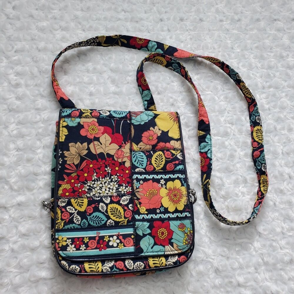 Vera Bradley Mini Hipster Floral Patchwork Crossbody Bag Womens Small Multicolor